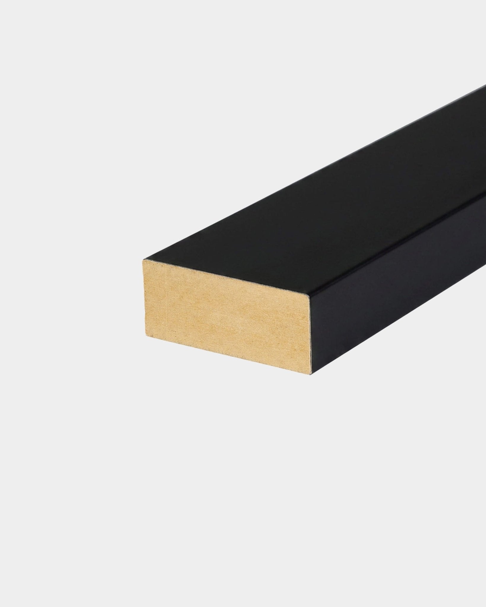 WoodUpp – listwa końcowa, czarna okleina, 240 x 6,7 cm – płyta MDF z czarnym wykończeniem z trzech stron i naturalnym wykończeniem z drewna na końcach, umożliwiająca płynny montaż paneli akustycznych Akupanel.
